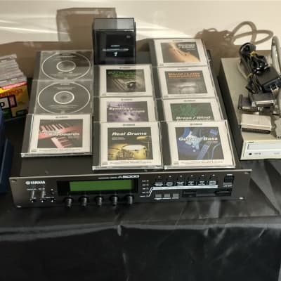 Yamaha A5000 Complete Set with ZIP drive + CDRW + software and disks and cables image 11