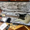 Fender 2017/18 USA DELUXE STRATOCASTER HSS w/ FENDER DELUXE CASE KEY, TAGS, PPWK, CLOTH