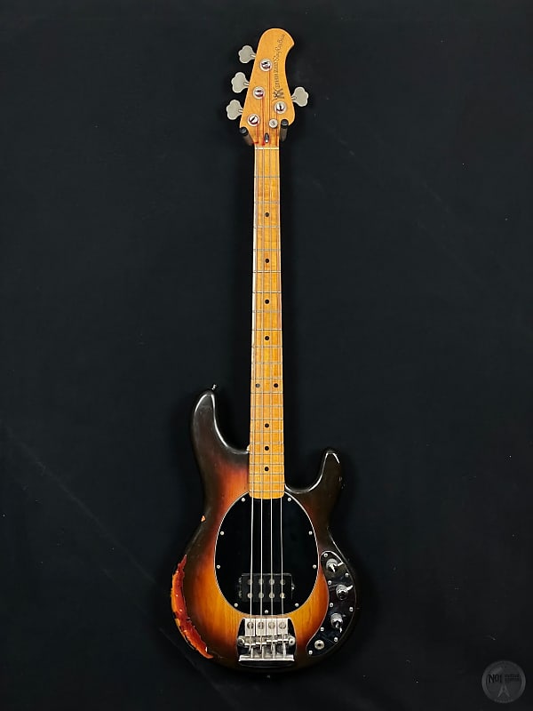 MusicMan Stingray Bass from 1977 in sunburst finish with original hardshell  case