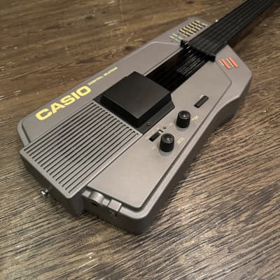 Casio DG-7 Vintage 1980s Digital Guitar Synthesizer | Reverb