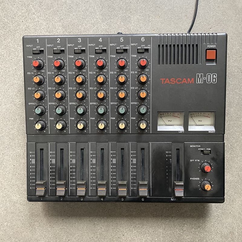 国産】 TASCAM M-06 ミキサー | www.happychild.co