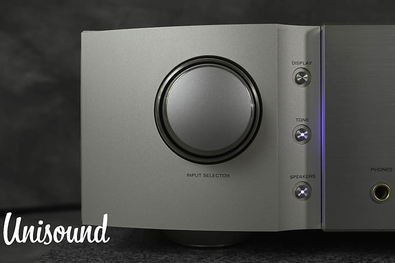 Marantz PM-13S1 integrated amplifier in Excellent Condition