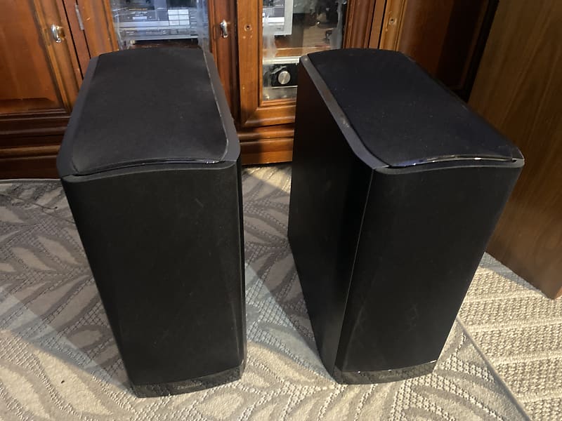 Definitive technology speakers pair Sm65  			