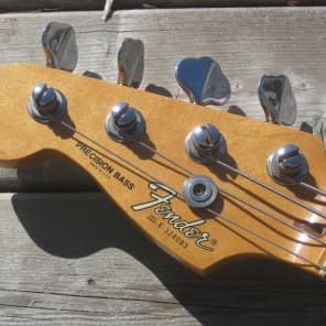 Lefty Fender Precision Elite II 1983 left handed vintage bass image 7