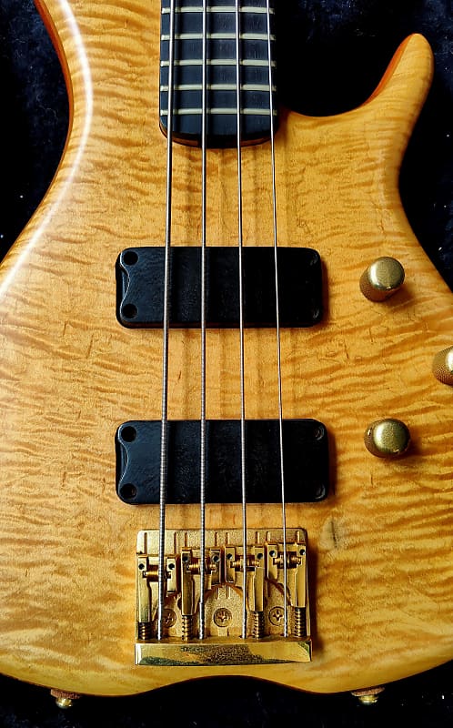 Goodfellow Classic Bass 1980's Flame Maple Very Rare!!