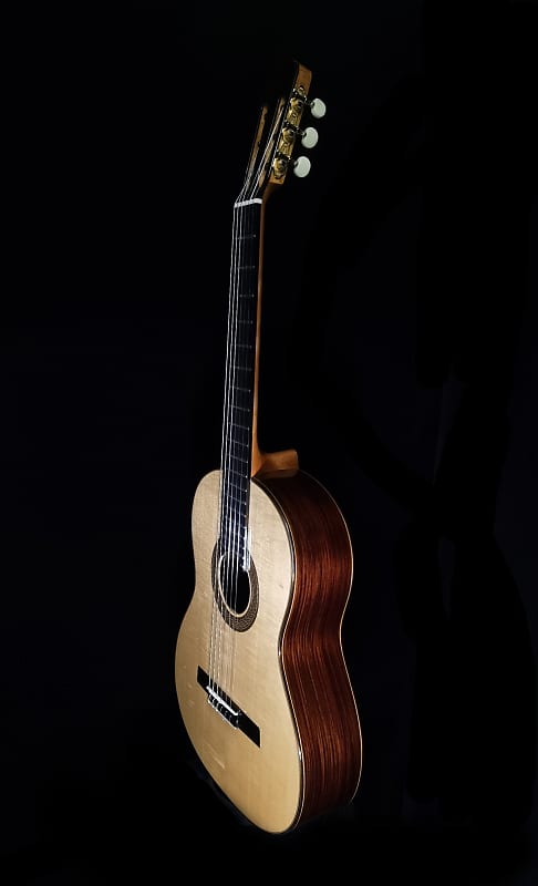Luthier Built Concert Classical Guitar - Spruce & Indian Rosewood Bild 1