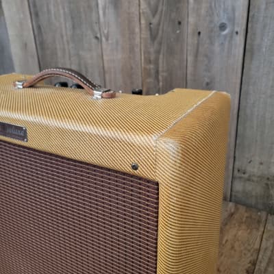 Fender Tweed Narrow Panel Deluxe Amp 5E3 with 5F6 tube chart 1958 - Tweed image 7