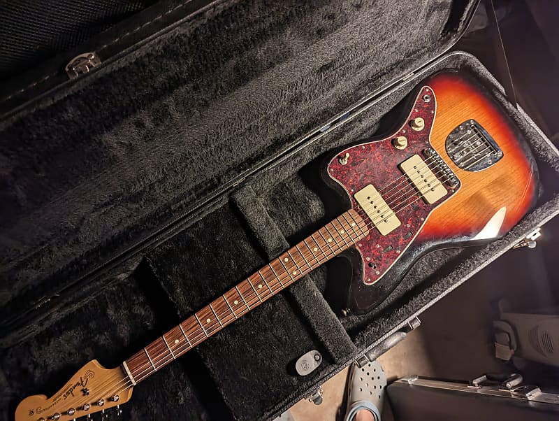 Fender Classic Player Jazzmaster Special with Likely Pau Ferro