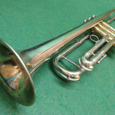 Holton Galaxy Trumpet 1964 with 3rd Slide Lock - Pro Model Refurbished - Case and Holton 67 MP image 11