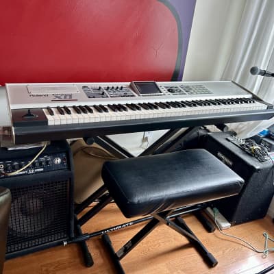 Roland Fantom-X8 88-Key Workstation Keyboard 2003 - 2004 - Silver