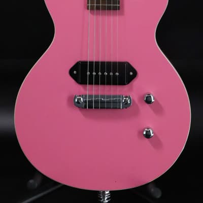 Daisy Rock Stardust ELite Petite Rebel Sheena Pink