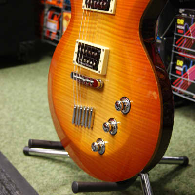 Yamaha AES620 electric guitar in honeyburst - made in Korea
