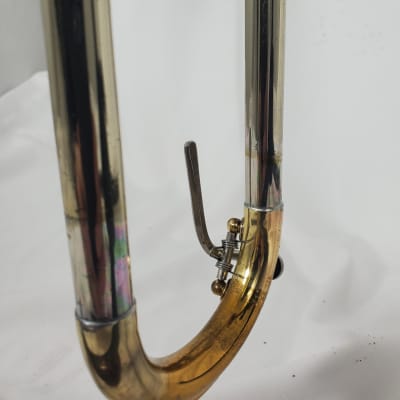 Getzen Valve Trombone  Lacquered Brass image 4