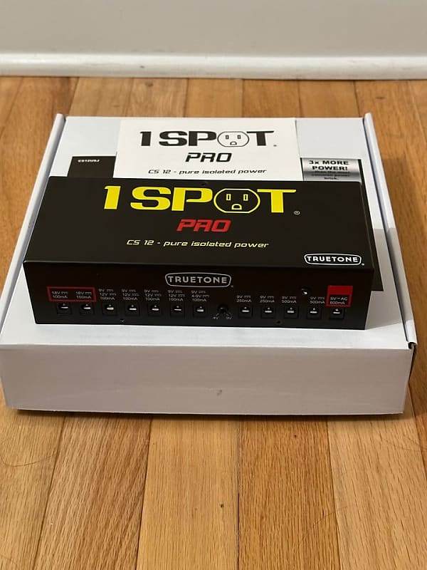 Truetone 1 SPOT PRO CS12 12output Isolated Guitar Pedal Reverb