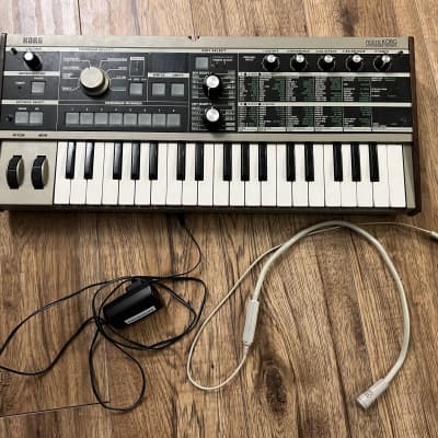 Korg microKORG 37-Key Synthesizer/Vocoder | Reverb Canada