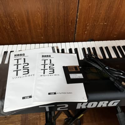 Korg X5 MUSIC SYNTHESIZER AI² SYNTHE w/ power supply New internal battery!