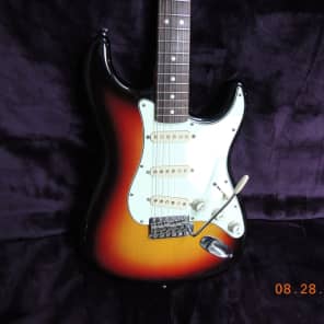 本物 Tone 3 BST-62 Bacchus Sunburst electric Stratocaster Strat ギター