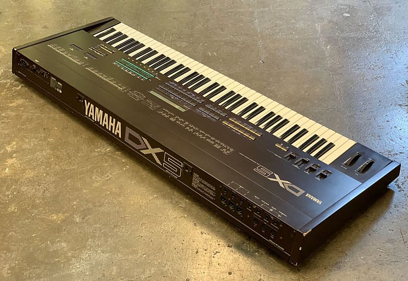 Rare YAMAHA DX5 Digital Programmable Algorithm Synthesizer Japan 🇯🇵