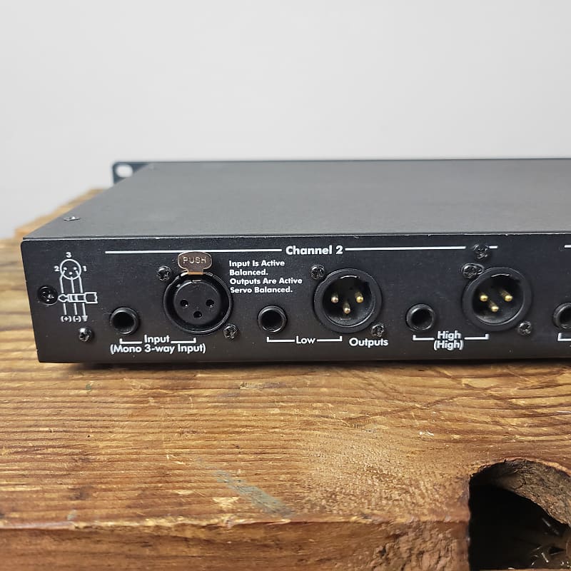 Ashly XR-1001 Crossover | Reverb