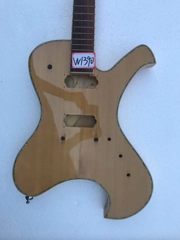 Natural Glossy Finish Guitar Body with Maple Neck and Rosewood Fingerboard image 1