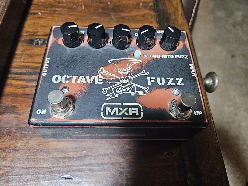 MXR SF01 Slash Octave Fuzz