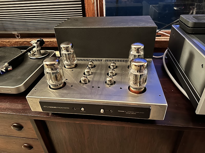 Sonic Frontiers Power 2 power amplifier