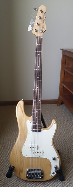 G&l legacy bass sales