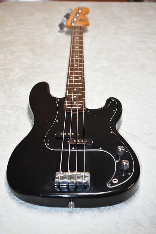 Fender Standard Precision Bass 1996 Black MIM | Reverb