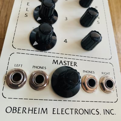 Oberheim Four Voice/Eight Voice Output module image 6