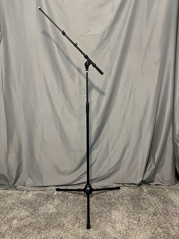 DR Pro Tripod Mic Stand with Telescoping Boom Reverb