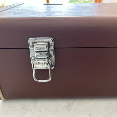 Yamaha tenor saxophone case image 2