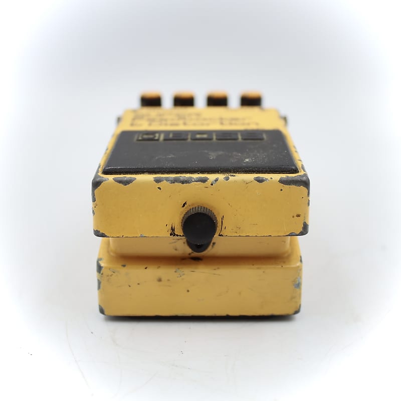 Boss DF-2 Super Feedbacker and Distortion 1985 - 1989 Made Boss DF-2 Super Feedbacker and Distortion 1985 - 1989 Made