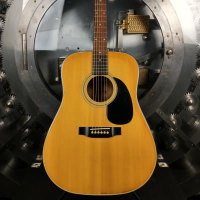 Morris W-15 Acoustic Guitar MIJ w/ Hard Case image 1