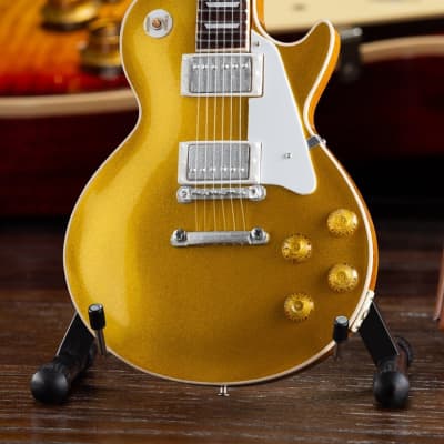 Axe Heaven Gibson Twin Pack Les Paul '57 Gold Top w/ Flying V Korina Mini Guitars image 6