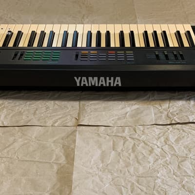Yamaha  PSR-16 80s FM synth image 7