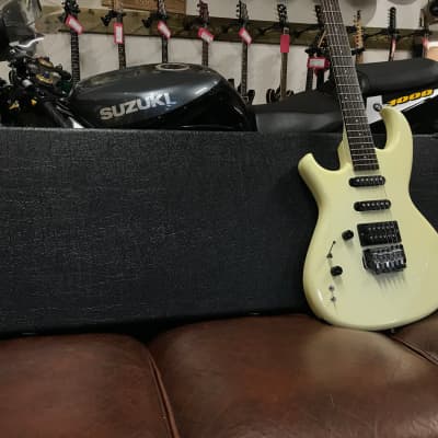 Aria Pro II Mega Metal Stage III in White (LH) 1980's MIJ image 19
