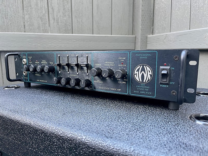 SWR Studio 220 Bass Amplifier head CLEAN. Reverb