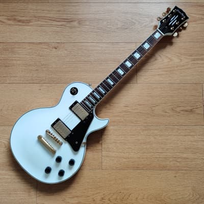 Grassroots Les Paul Custom, White with Gold hardware, Made in