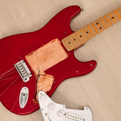 Fender american standard ストラトcandy apple Fender American Standard Stratocaster Candy Apple Red 1984