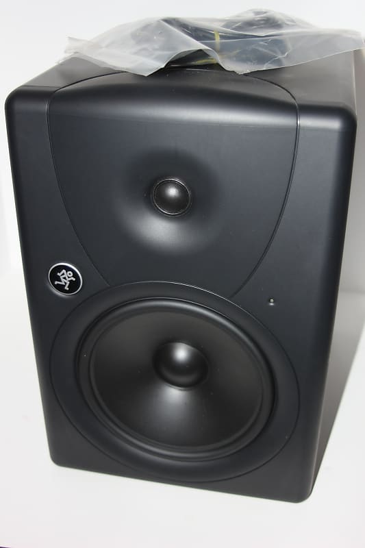 Mackie mr8 best sale active studio monitor