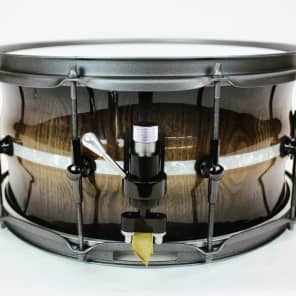 HHG drums 14x7 Contoured White Oak Stave Snare Drum 2017 High Gloss Whisky Burst With White Marine Pearl Inlay And Powder Coated Hardware image 2