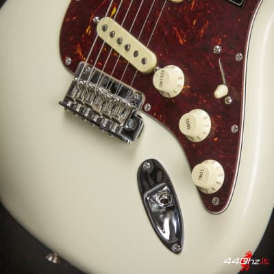 Immagine Fender American Professional II Stratocaster Maple Fretboard Olympic White - 4