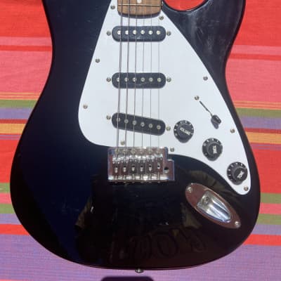 First Act Me301 Stratocaster style Black image 1