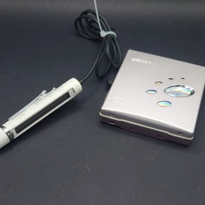 Sony MiniDisc Walkman Player | MZ-E800 - Working with remote and