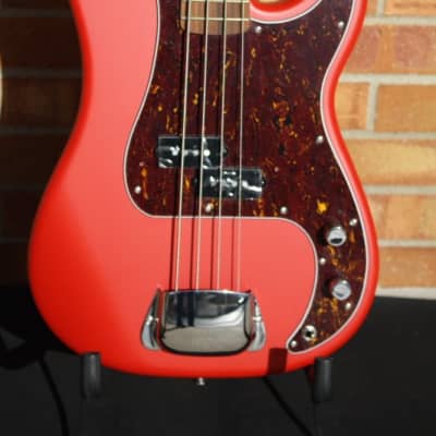 Tribe Spike 4 Bass-Red Satin for sale