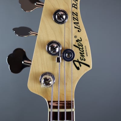 Fender American Deluxe Jazz Bass with Rosewood Fretboard 2012 - 3-Color Sunburst image 7