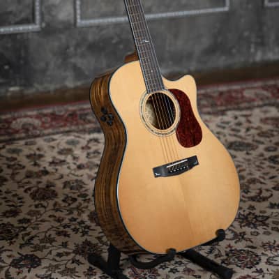 ギター TACOMA PM28 Used Tacoma PM28 Parlor Acoustic-Electric Guitar Natural