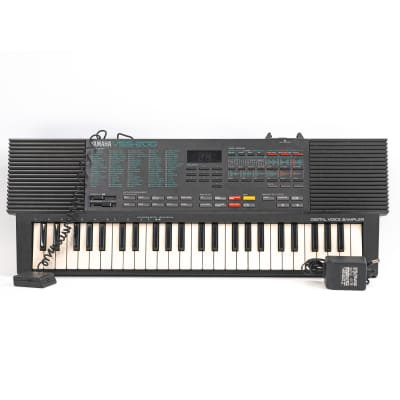 Yamaha VSS-200 Digital Voice Sampler & Synthesizer Keyboard with Working Mic