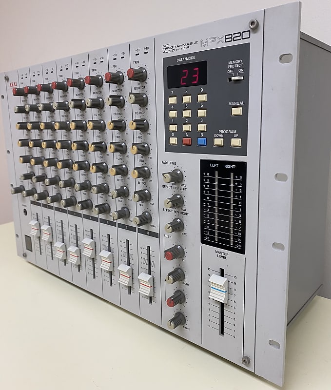 Akai MPX820 MIDI Programmable Mixer | Reverb