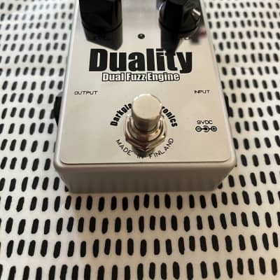 Darkglass Electronics Duality Dual Fuzz Engine V1